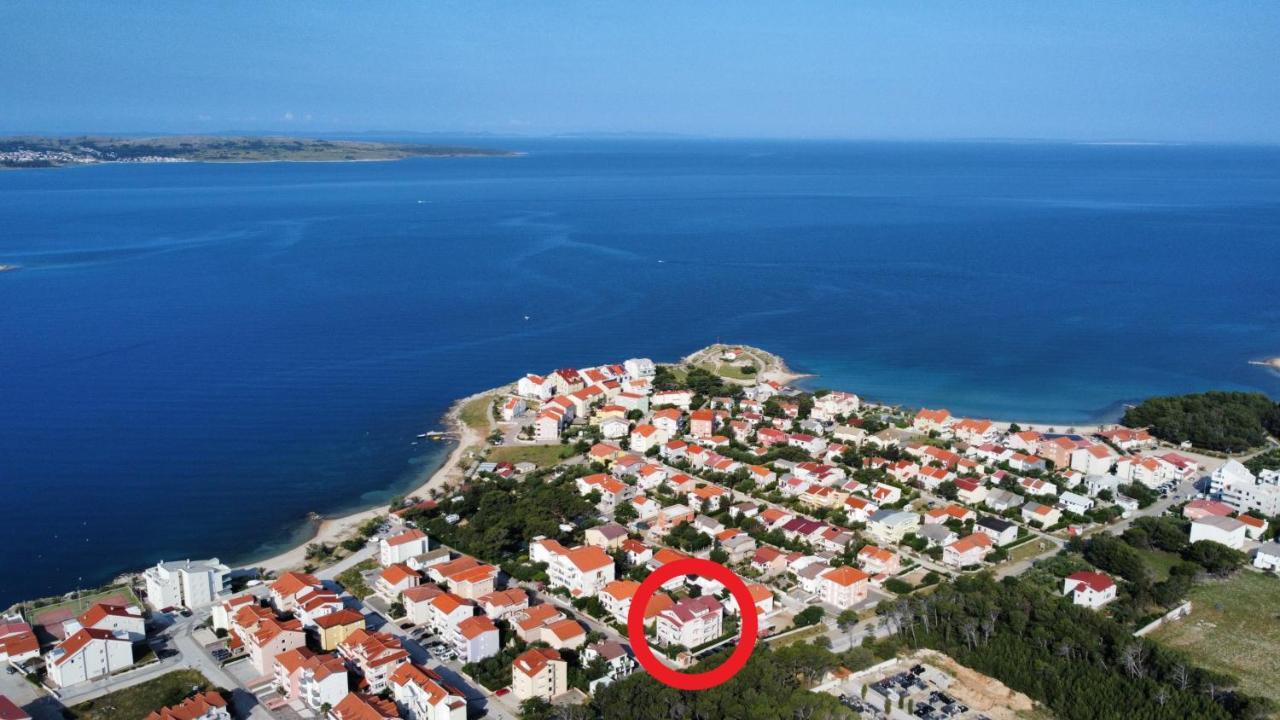 Apartmani Nena Povljana Exterior photo